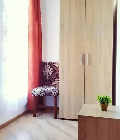 Big Apartment Near The Sea + Kitchen, Wifi &Ac 네세부르